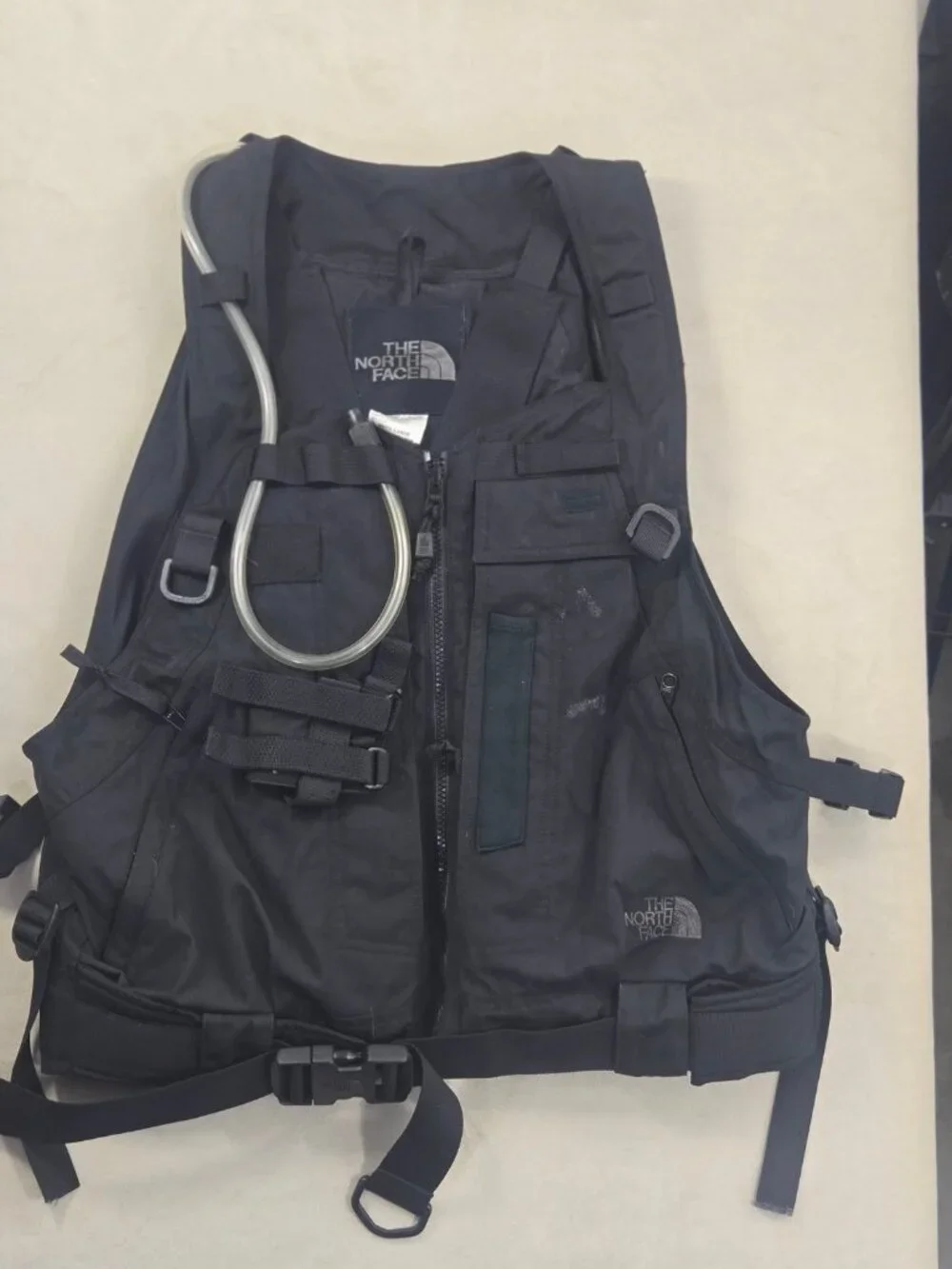 Vintage 2001 The North Face RTG Tactical Utility Hydration Vest Black Mens L Y2K